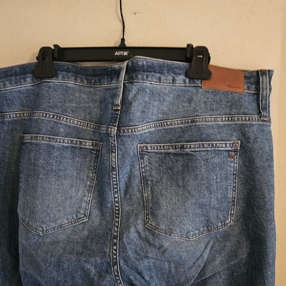 Jeans - Picture 4 of 5